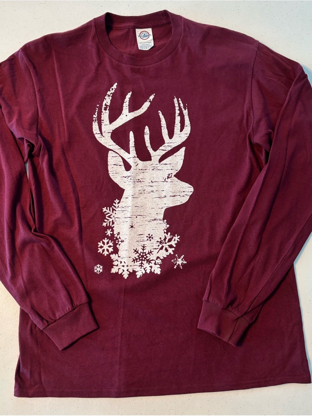 Women's Long-Sleeve Deer Graphic Tee - Maroon and White size medium